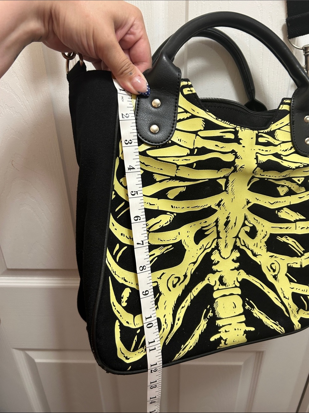 🩻Glow In The Dark Ribcage Shoulder Bag 🩻 - Picture 7 of 7